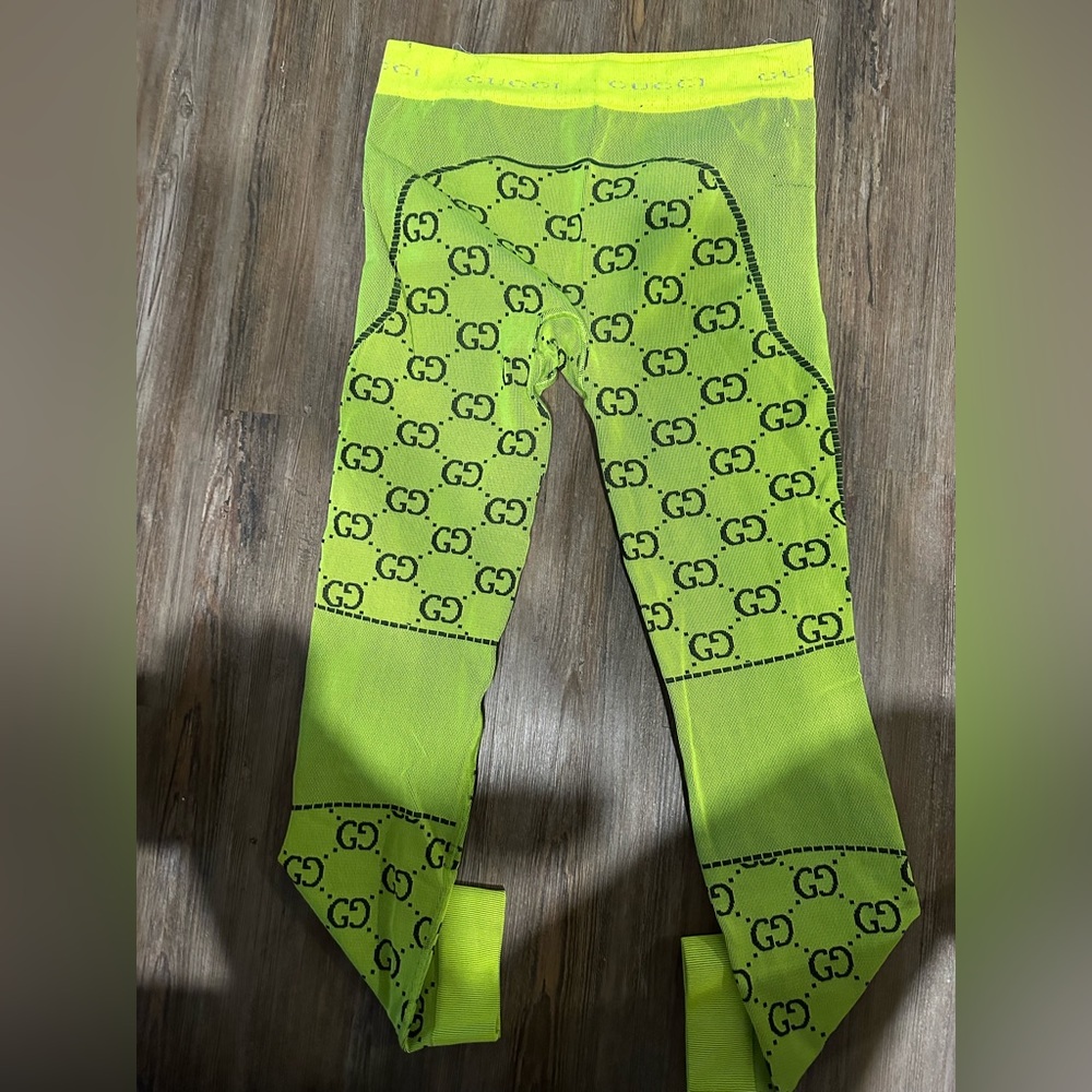 Gucci lime green leggings worn once
